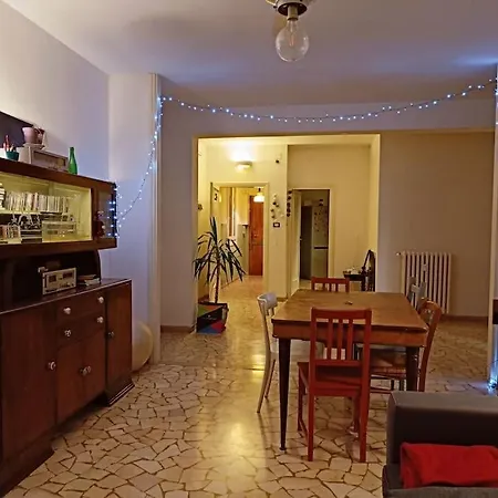 Grande Attico Nel Centro Di בולוניה